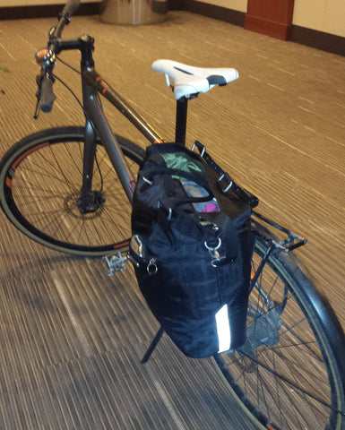 Bike commuting with the Bergen Pannier