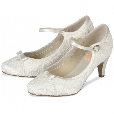 Vintage bridal shoes with clasp