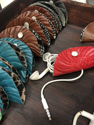 headphone tacos - say goodbye to tangled earbud cords