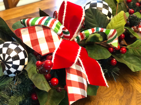 Red and Green Half Bows in Christmas Garland 