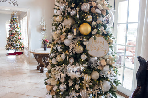 Gold, Silver & White Christmas Tree Decor 