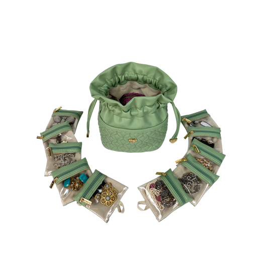 Oprah's Favorite Things 2021 - Ultra Jewelry Case - Sage