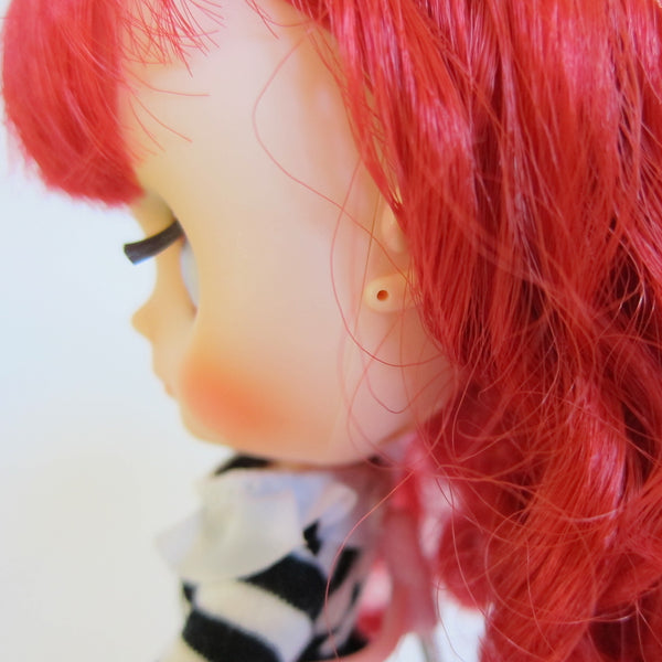 Middie blythe doll with pierced ears