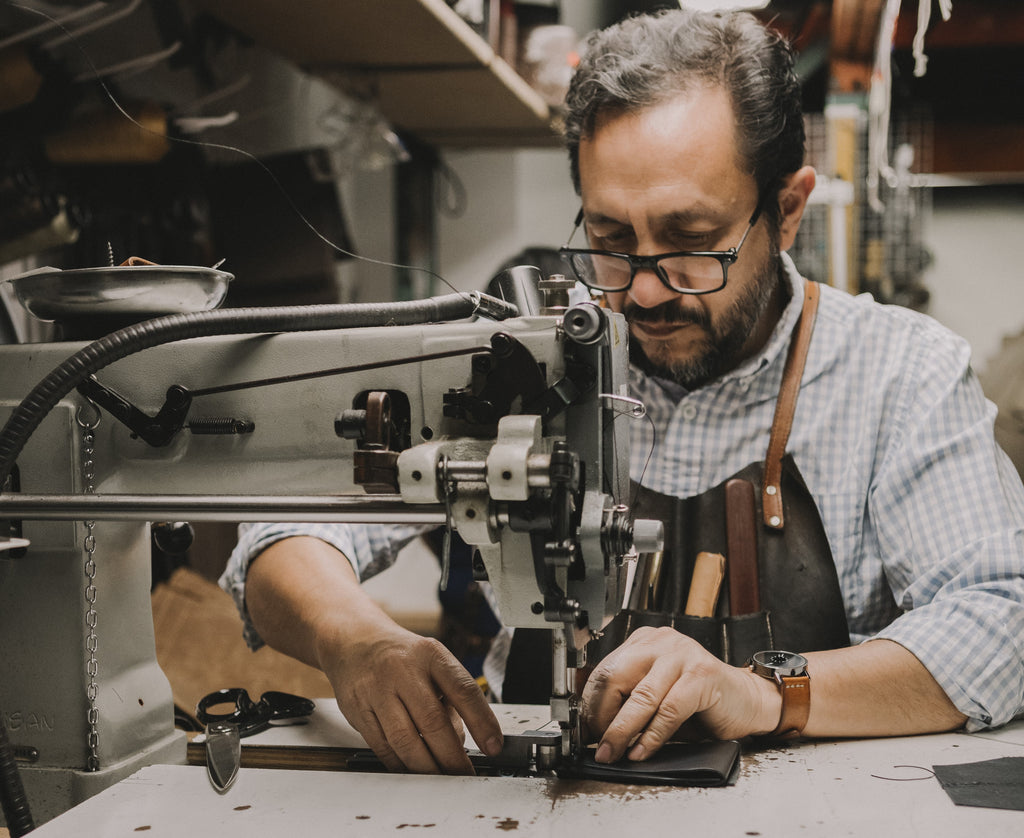 Here at Orox Leather, we hand-craft each product with care. We make sure to use high quality materials, keeping Oaxacan family traditions, and with long-lasting designs in mind.