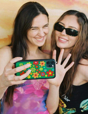 Devon Carlson and Sydney Carlson Bloom iPhone 11 Pro Max Case