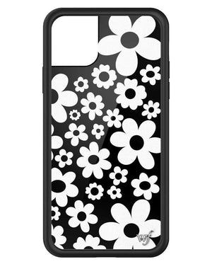 wildflower bloom | black and white iphone 11promax