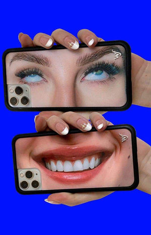 Devon Carlson Smile iPhone Xr Case