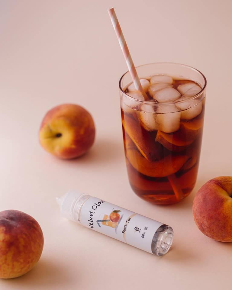 Velvet Cloud fruit-flavored e-liquid peach tea