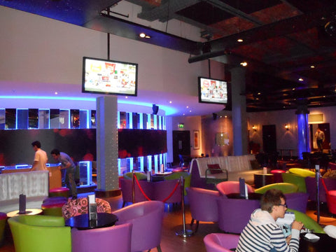 42" wall mounted digital screens in student union bar