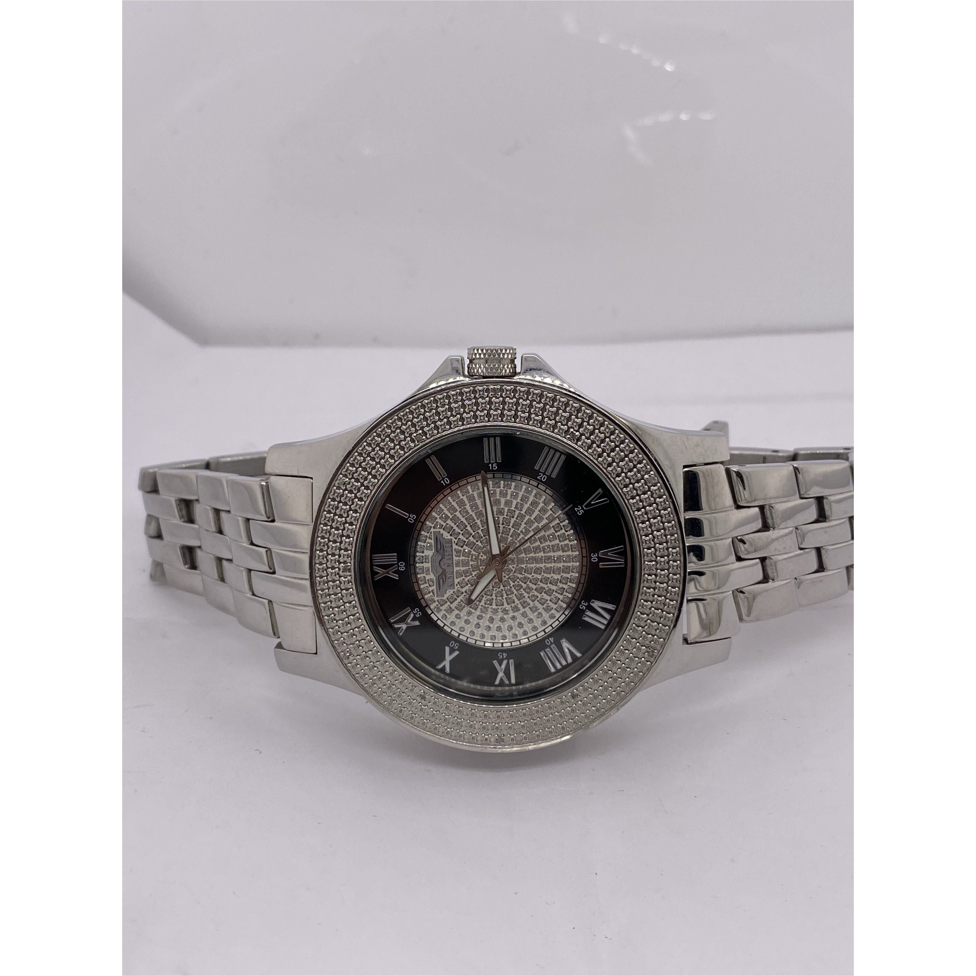 King Master Men's Black/Silver Tone Dial Silver Tone Stainless Steel Bracelet Watch 2050