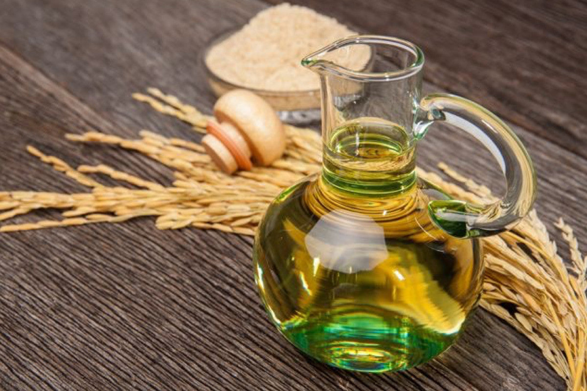 Ingredient Spotlight: How Rice Bran Oil Benefits the Skin