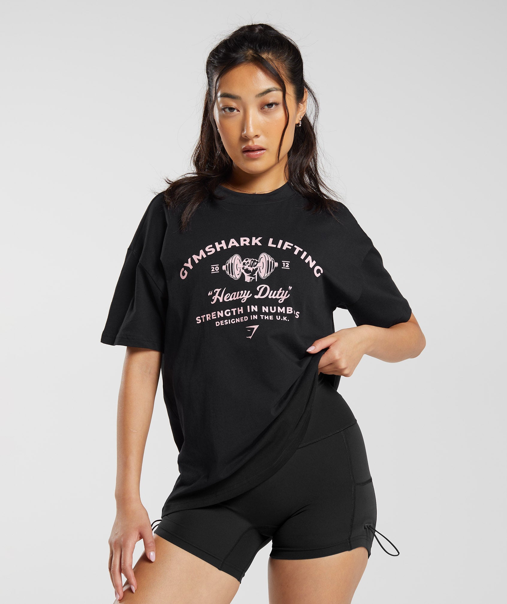 Gymshark GS Power Oversized T-Shirt - Black  Oversized tshirt, Gymshark, T  shirts for women