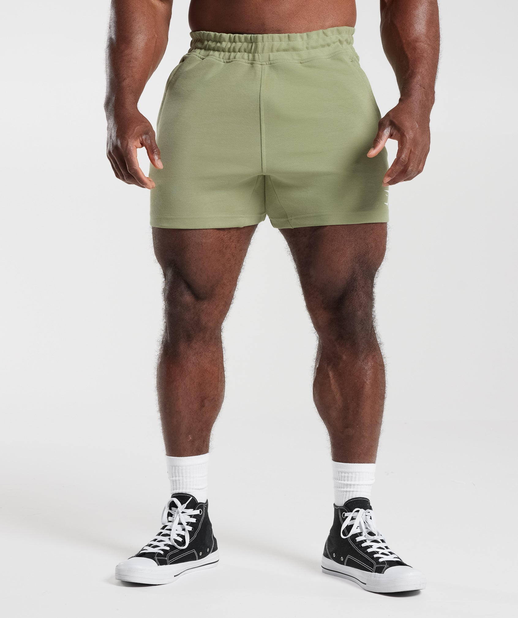 Gymshark React 5 Shorts - Light Sage Green