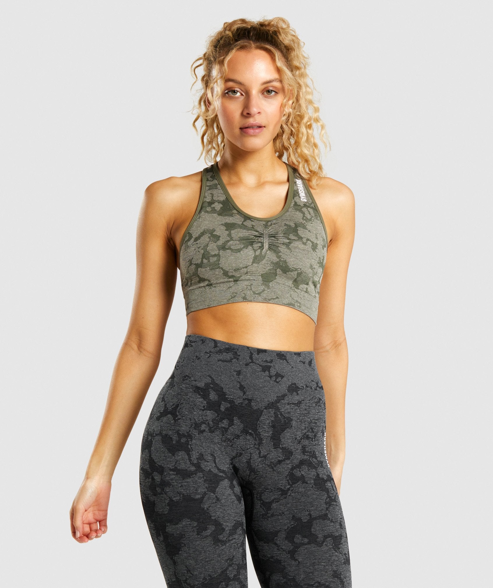 BRAND NEW sold out **GYMSHARK CAMO SEAMLESS SPORTS BRA - SIZE S **