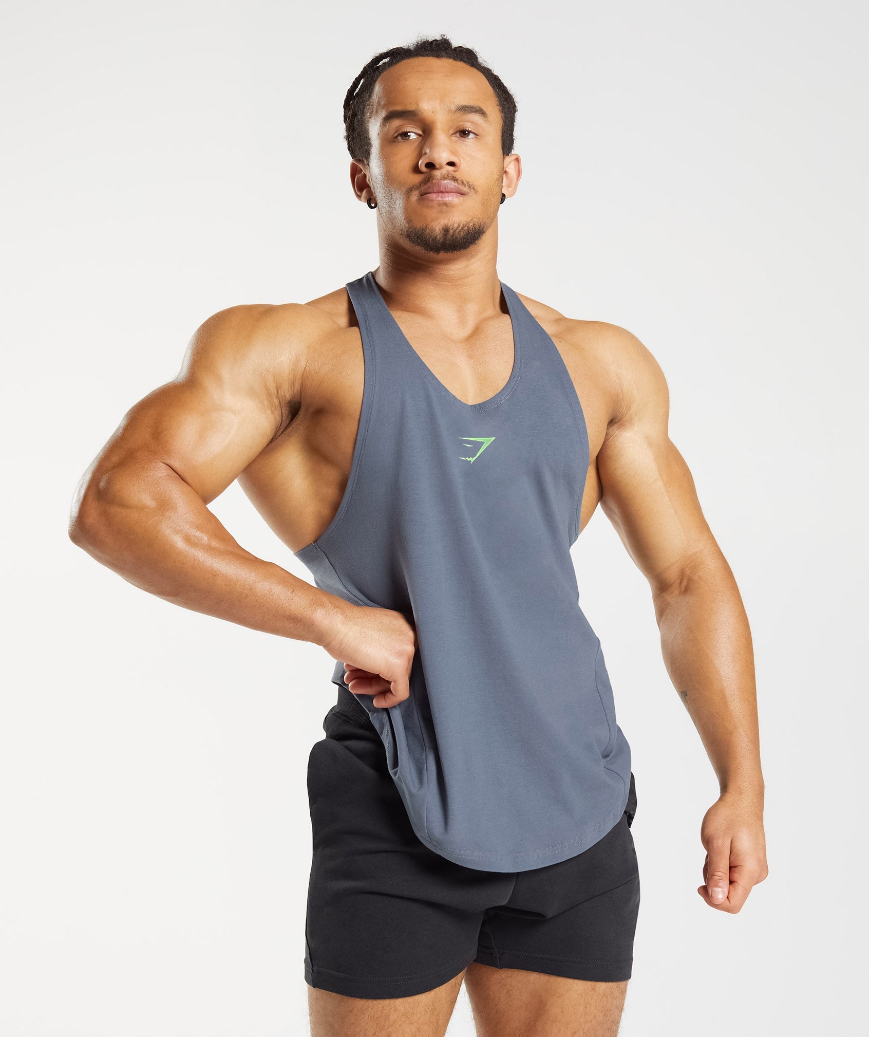 Sizing help for Bold Stinger Gymshark, 5'10, 181lbs 43-45 chest