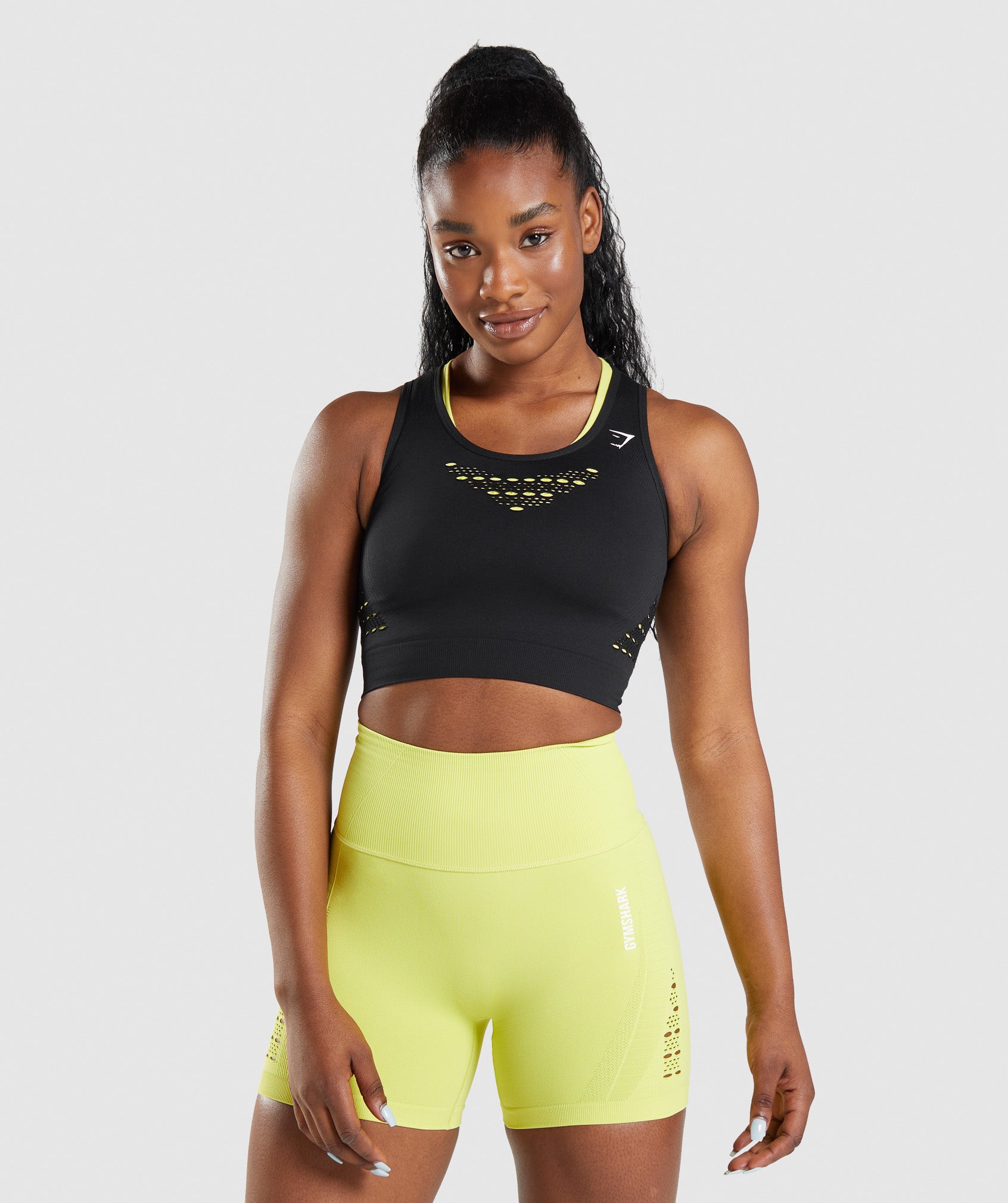 Gymshark Energy Seamless Womens Cropped Training Tights - Black – Start  Fitness