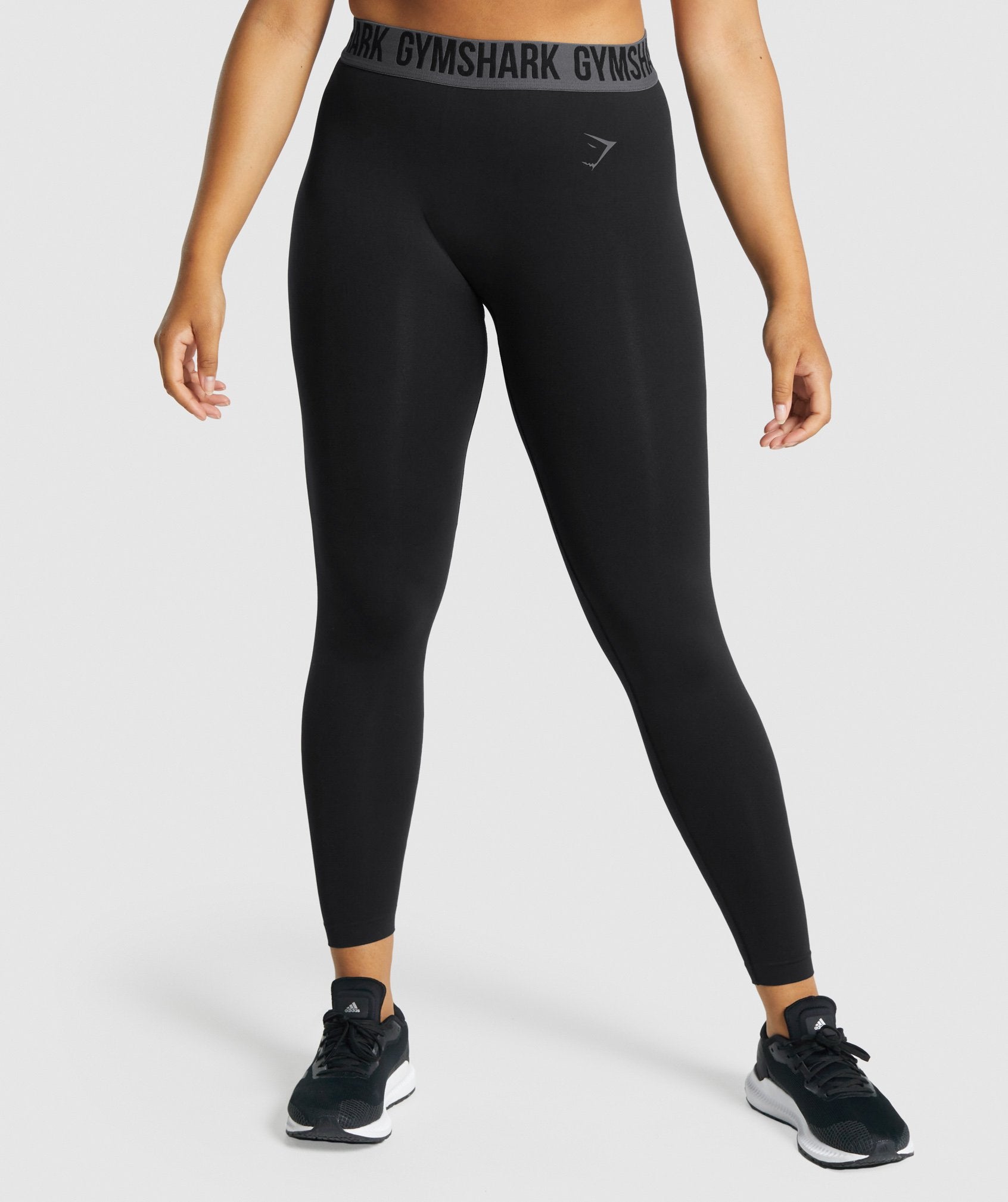 Gymshark Fit Black Seamless Low Rise Leggings Logo Waistband Size Small