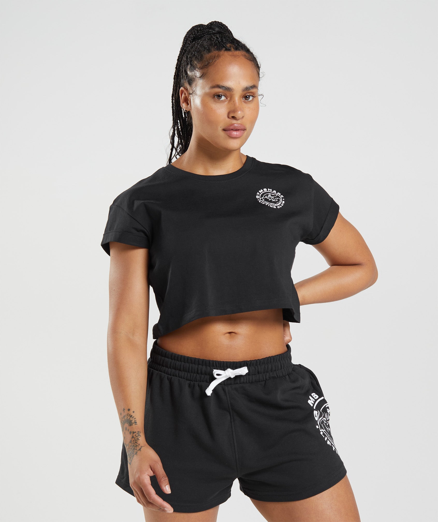 Gym Crop Tops - Short & Long Sleeved - Gymshark