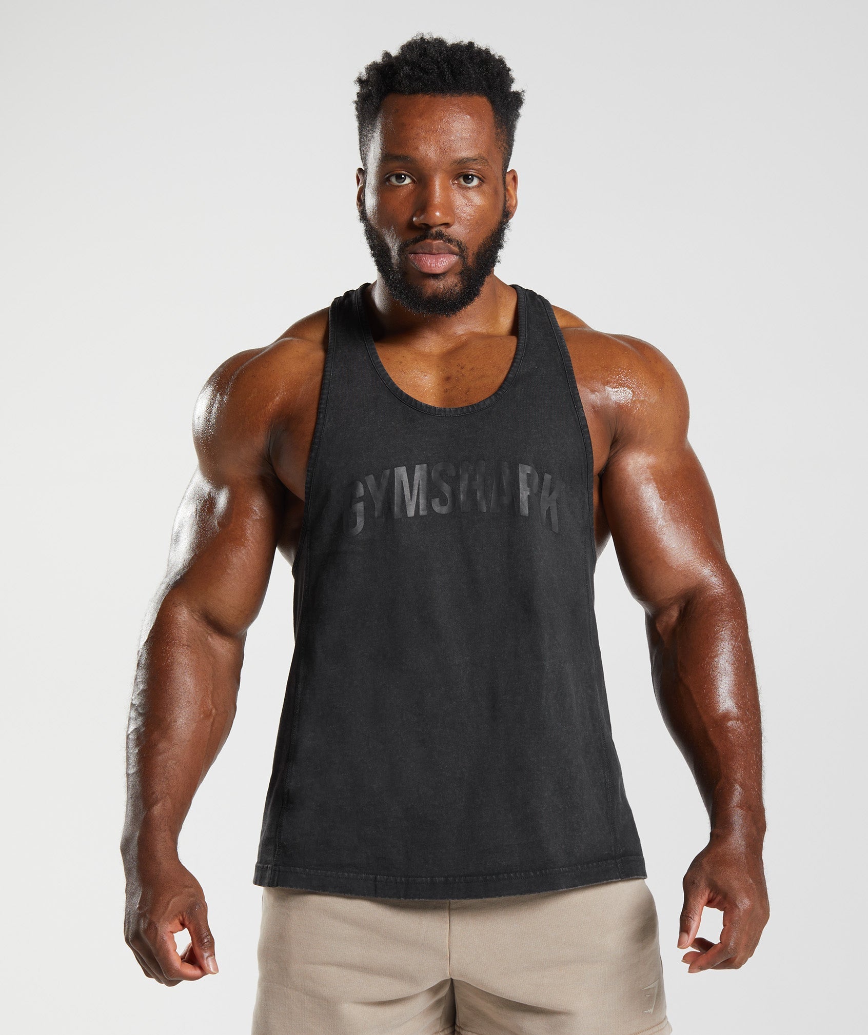 Camisetas de entrenamiento sin mangas para hombres – Camisetas de gimnasio  sin mangas de Gymshark