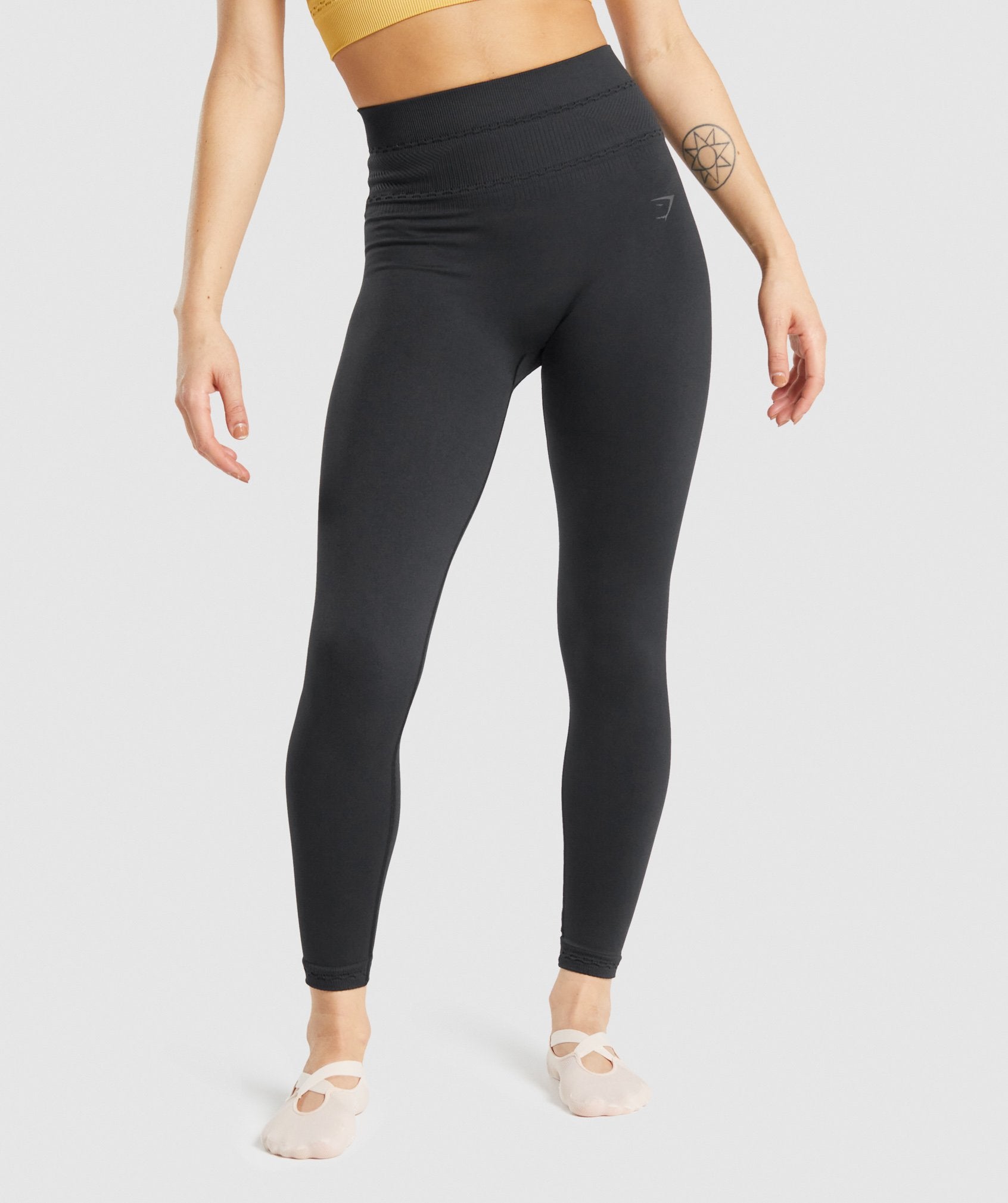 Gymshark Illumination Seamless Leggings Gym Run Yoga Black Gray *No Size  Tag*