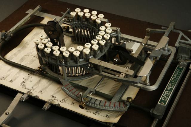 Keaton Music Typewriter 2