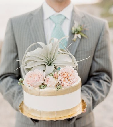 beach wedding cake