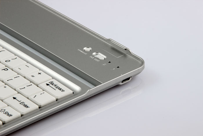 The buttons on the 3 in 1 keyboard case