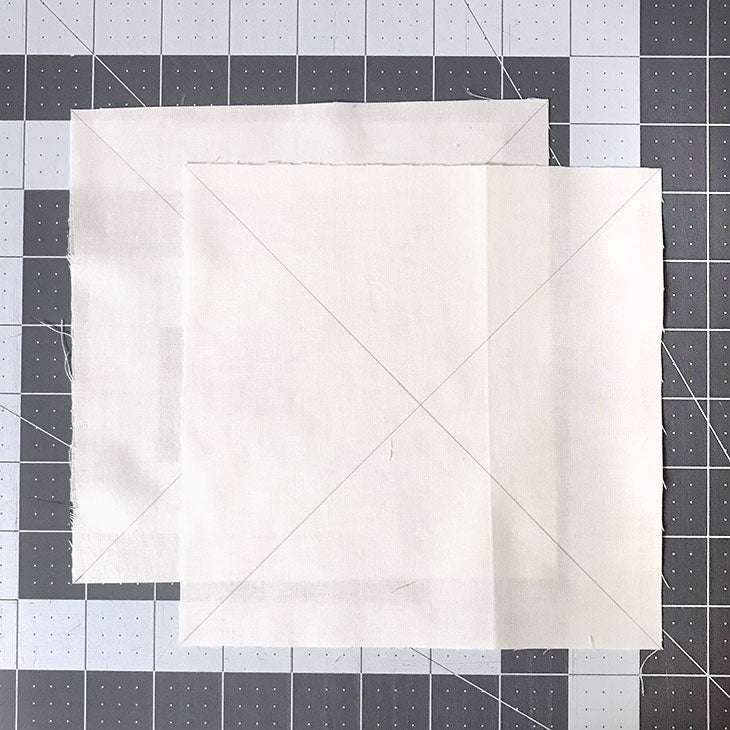 Bear's Paw quilt block tutorial, 15-inch