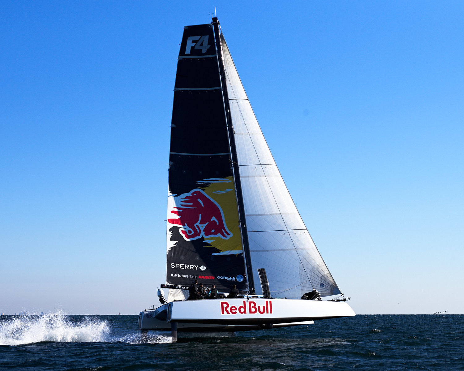 Hydrofoil Boat DNA F4 Redbull | Bluesmiths