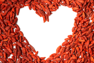 goji_berries_in_A_heart