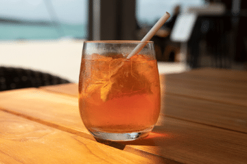 red_kombucha_in_a_glass