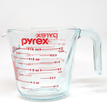 pyrex_measuring_jug