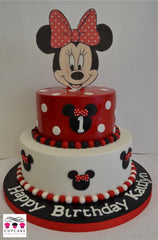 Minnie Mouse goes Red