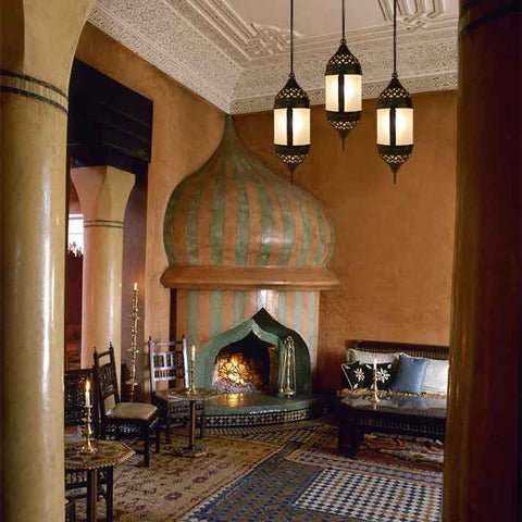 Meknes pendant light in a moroccon living room 