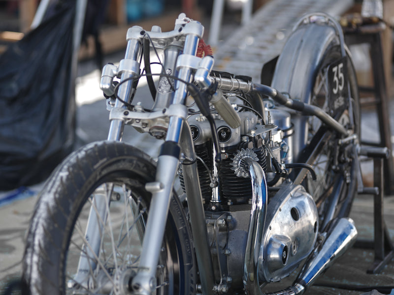 Triumph pre unit racing engine