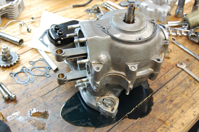 Triumph engine leaking oil vintage