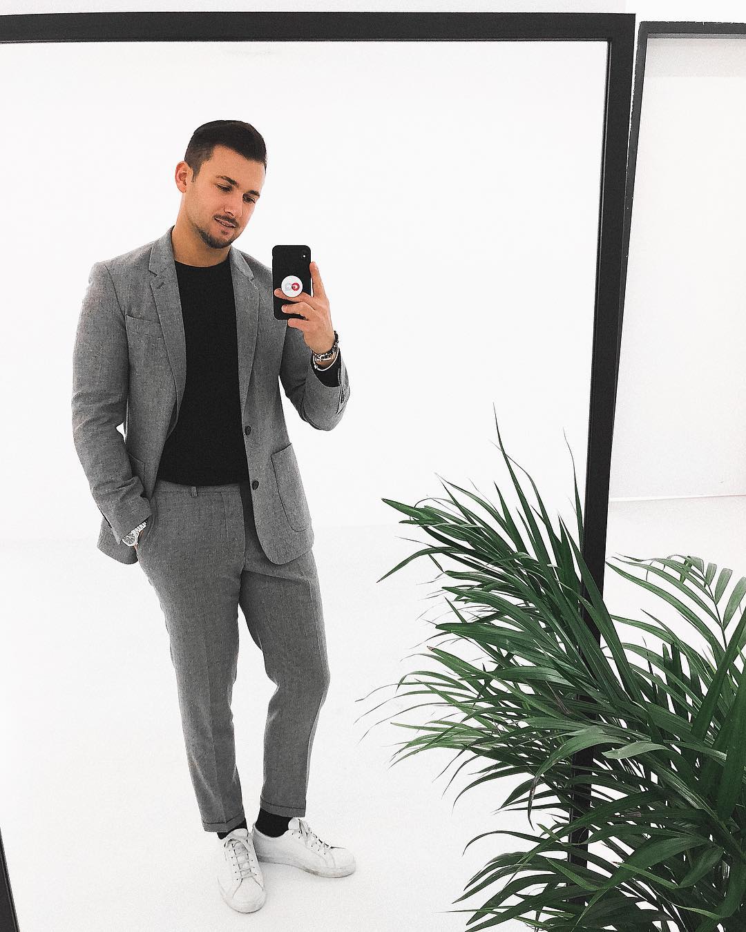 5 Smart Business Casual Outfits To Try Now #businesscasual #outfits #mensfashion