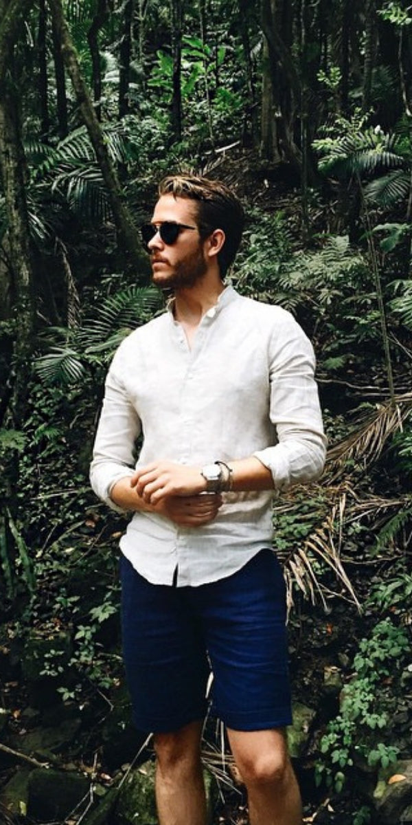 Looking for some amazing summer travel outfits for men? Look no further. We've curated 5 amazing travel outfits to help you look good. #travel #outfits #street #style #mens #fashion
