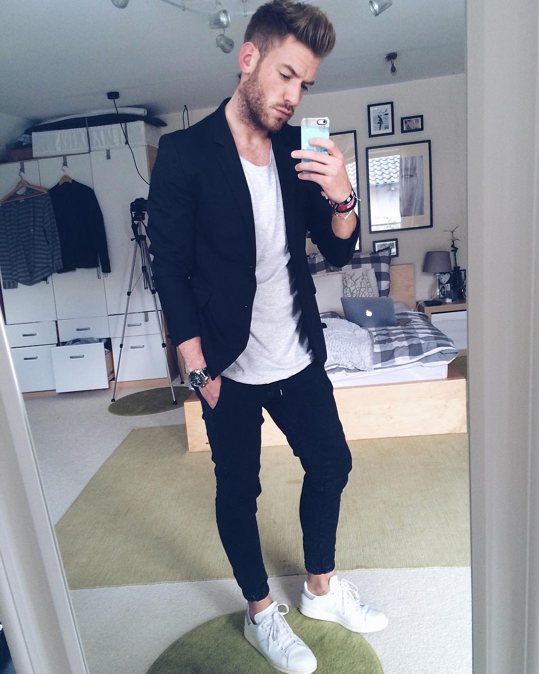 Casual outfit ideas for men