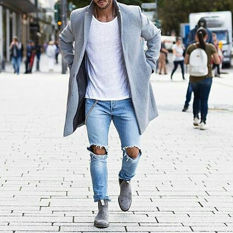 how to wear white t shirt this winter