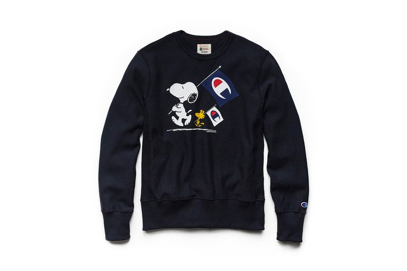 champion snoopy sweatshirt