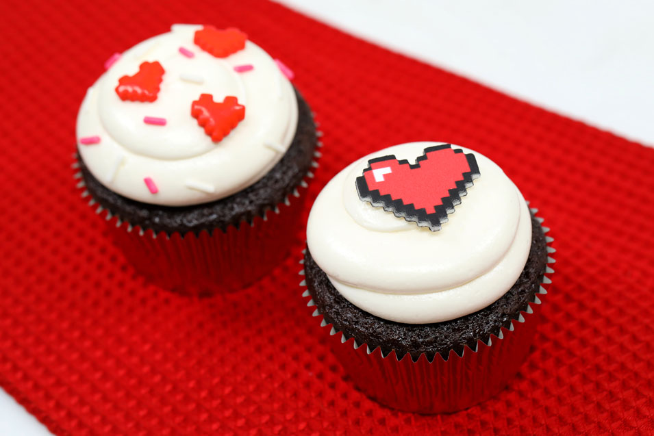 8-Bit Heart Cupcakes