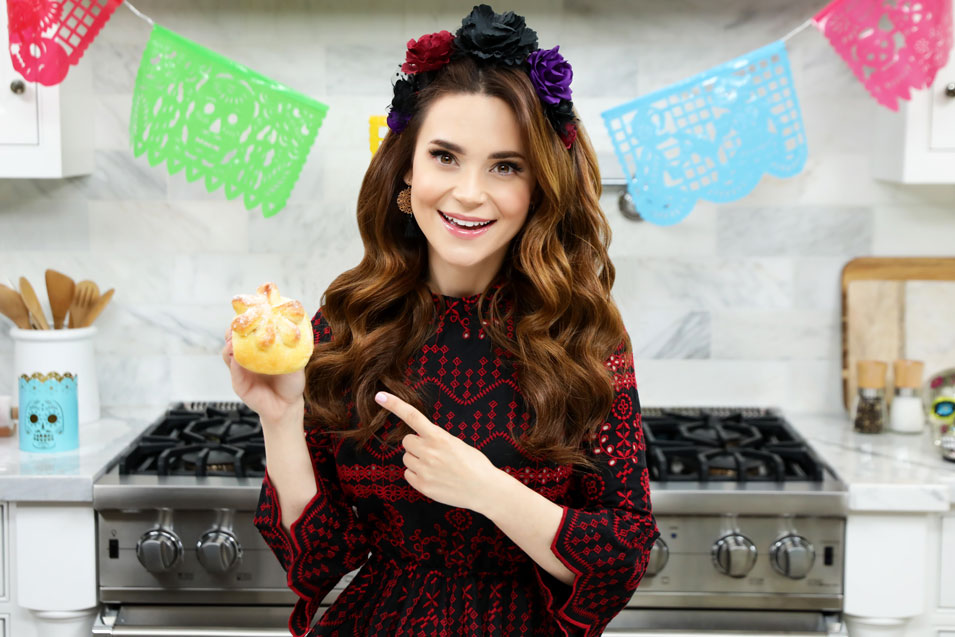 Rosanna Pansino makes Coco Day of the Dead Bread on Nerdy Nummies