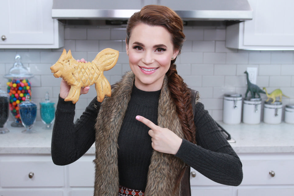 Rosanna Pansino makes Game of Thrones Direwolf Bread 