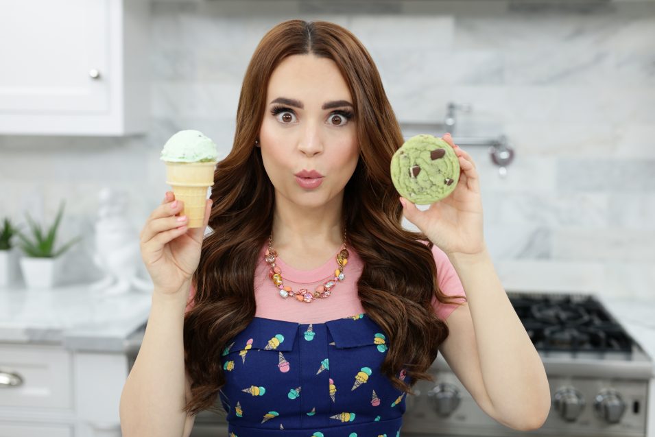 Rosanna Pansino makes Mint Chocolate Chip flavored Cookies