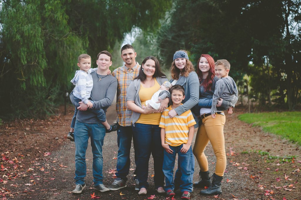 Coordinating Outfits for Family Photos