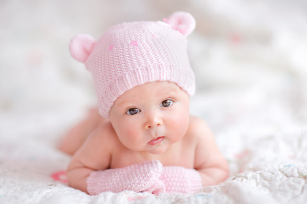 First Newborn Photoshoot | Pretty Presets Photography Tutorial
