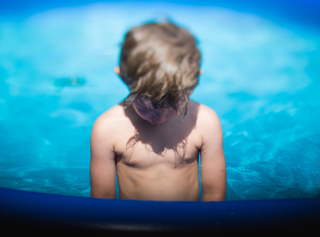 Freelensing Photo - Boy in a Pool 
