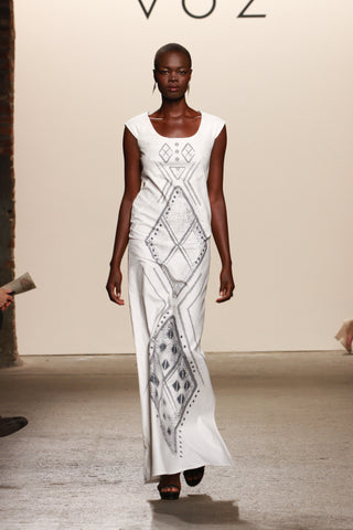 Look 22: Aluad, Dress Diamante in ivory organic cotton and diamond print