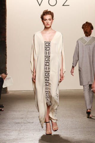 Look 25: Ashley, Camina Dress in cream silk with hand-loomed pima in double technique